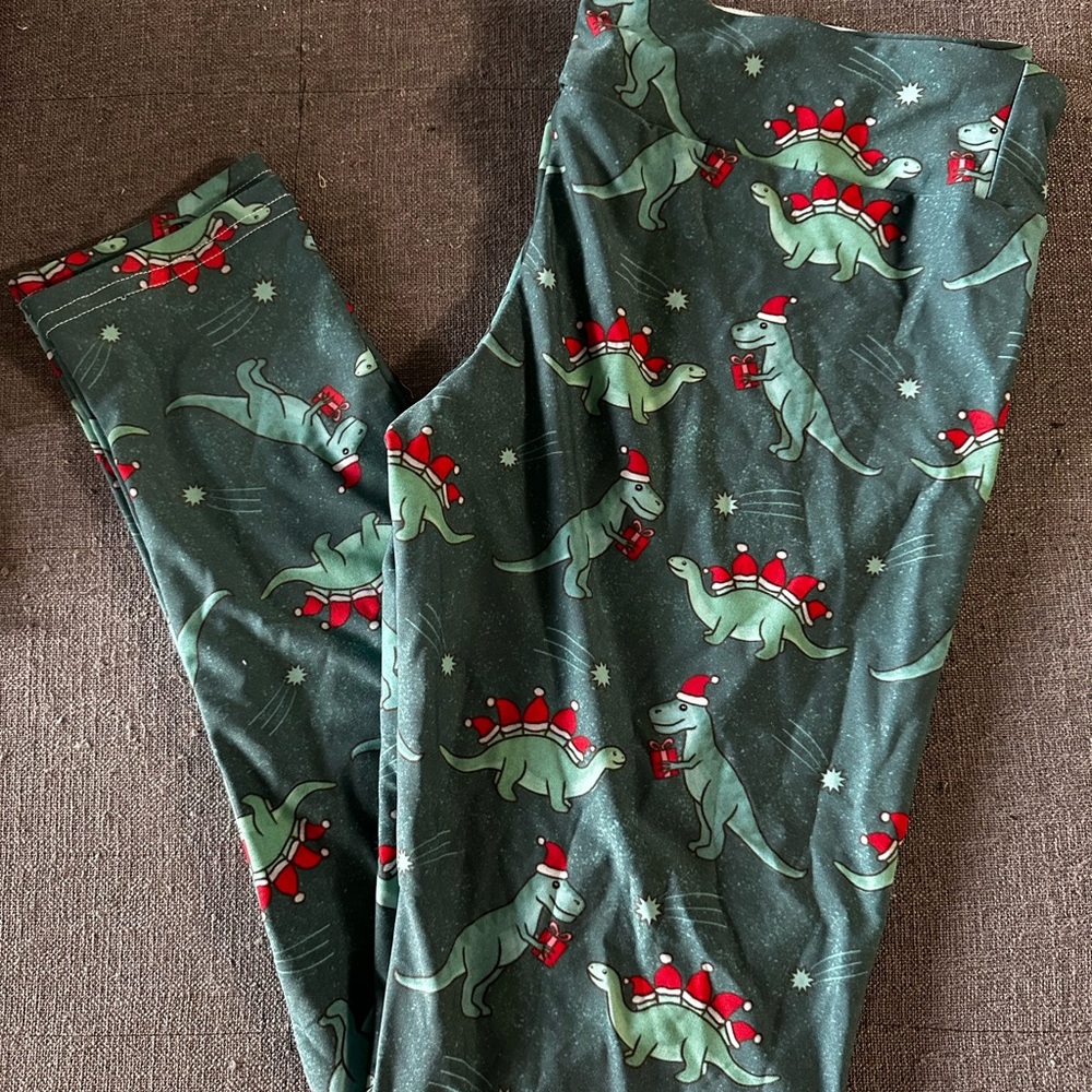 Society6 Christmas Green and Red Dinosaur Leggings